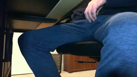 Snapshot of batebro13 chatting on 03-03-26, 02:34 BateBro13 online show from 03-03-26, 02:34