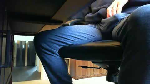 Snapshot of batebro13 chatting on 03-07-26, 04:59 BateBro13 online show from 03-07-26, 04:59