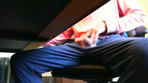Snapshot of batebro13 chatting on 04-18-26, 05:17 BateBro13 online show from 04-18-26, 05:17