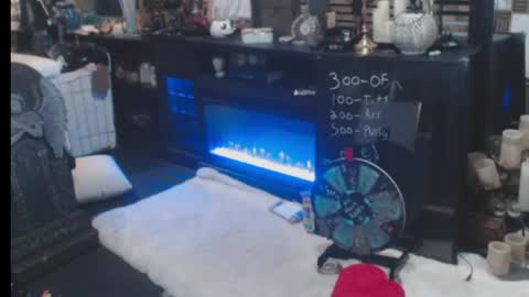 Snapshot of batstarial chatting on 05-15-26, 12:12 Audrey online show from 05-15-26, 12:12