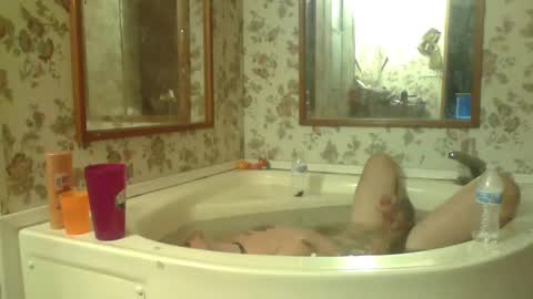 battlewolfxx online show from 12-07-24, 01:58