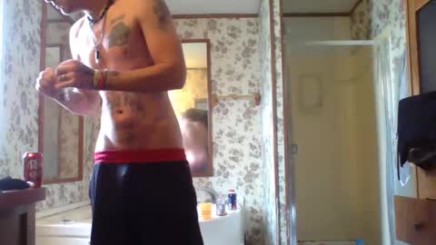 Snapshot of battlewolfxx chatting on 12-18-24, 03:11 battlewolfxx online show from 12-18-24, 03:11