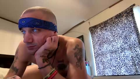 Snapshot of battlewolfxx chatting on 01-06-25, 03:08 battlewolfxx online show from 01-06-25, 03:08