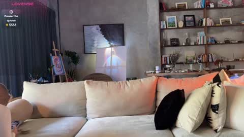 Battyredhair online show from 06-22-26, 01:40