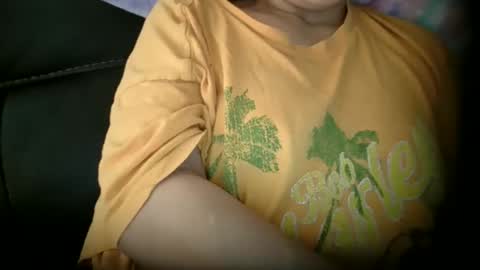 Snapshot of bbbaby03 chatting on 04-24-26, 12:02 bbbaby03 online show from 04-24-26, 12:02