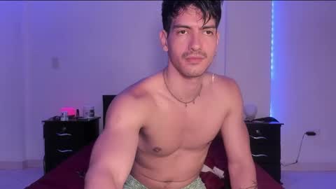 Valentino online show from 02-19-25, 09:14