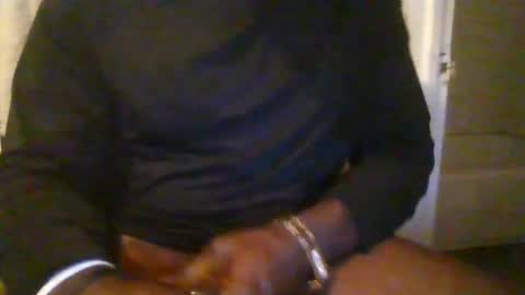 Papi Chulo online show from 12-17-25, 12:22