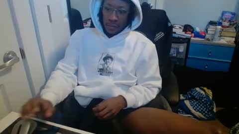 Racks online show from 01-12-26, 04:56