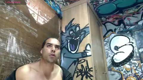 Snapshot of bbc_monster1 chatting on 06-10-26, 08:19 Justin online show from 06-10-26, 08:19