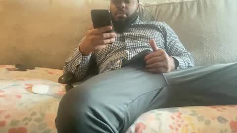 Snapshot of bbcfun44 chatting on 12-17-24, 08:21 Zaddy online show from 12-17-24, 08:21