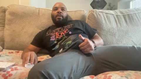 Snapshot of bbcfun44 chatting on 02-12-25, 05:05 Zaddy online show from 02-12-25, 05:05