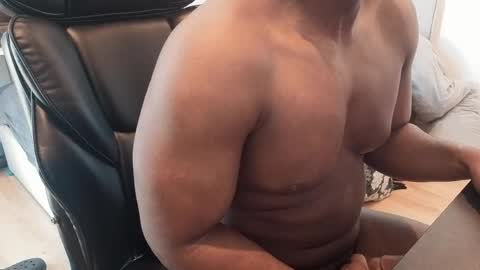 bbcthomas123112 online show from 04-19-26, 08:02