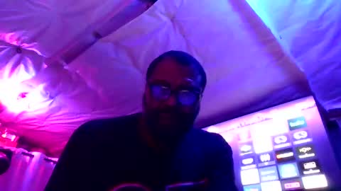 bbcwithahook online show from 01-13-25, 02:28