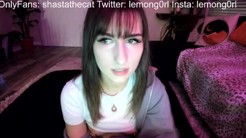Snapshot of bbshasta chatting on 02-27-25, 07:34 Shasta online show from 02-27-25, 07:34