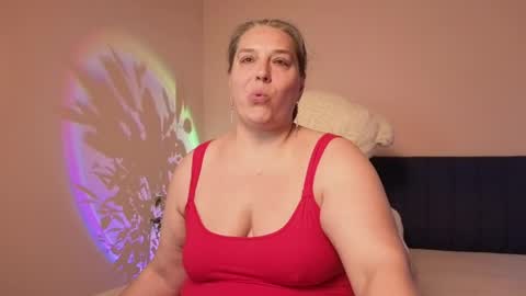 Love online show from 06-07-26, 03:10