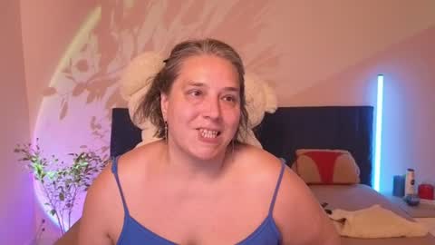 Love online show from 07-14-26, 12:11