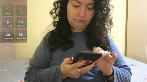 Snapshot of bbw_milf_4u chatting on 02-24-25, 07:22 Emma online show from 02-24-25, 07:22