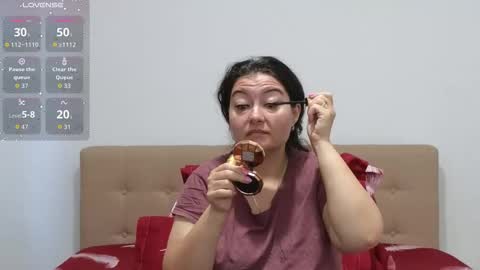 Snapshot of bbw_milf_4u chatting on 09-21-25, 06:04 Emma online show from 09-21-25, 06:04