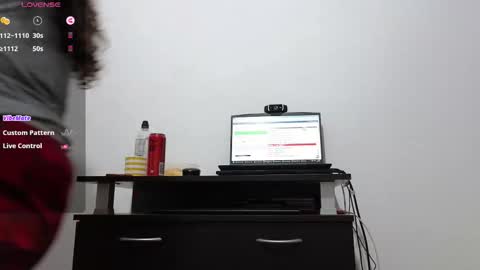 Snapshot of bbw_milf_4u chatting on 11-21-25, 03:00 Emma online show from 11-21-25, 03:00