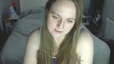 Snapshot of bbwbecca03 chatting on 02-17-25, 10:03 bbwbecca03 online show from 02-17-25, 10:03