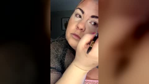 Snapshot of bbwblonde86 chatting on 04-28-26, 02:33 Desire online show from 04-28-26, 02:33