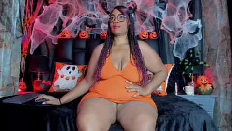 Bbwlatina01 online show from 10-25-25, 12:23