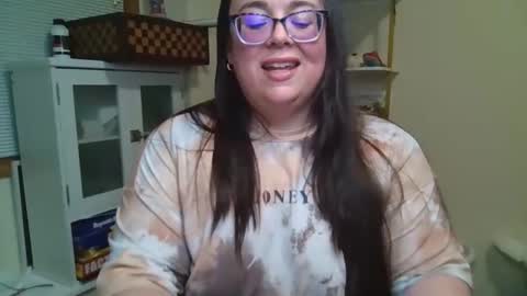 Snapshot of bbwsophiecooks chatting on 05-09-26, 12:27 Sophie BBW online show from 05-09-26, 12:27