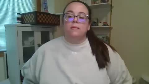 Snapshot of bbwsophiecooks chatting on 05-11-26, 07:00 Sophie BBW online show from 05-11-26, 07:00