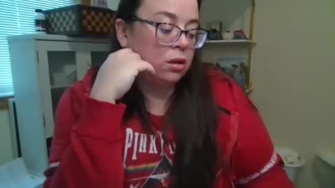 Snapshot of bbwsophiecooks chatting on 05-12-26, 12:35 Sophie BBW online show from 05-12-26, 12:35