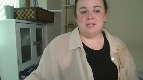 Snapshot of bbwsophiecooks chatting on 05-26-26, 11:06 Sophie BBW online show from 05-26-26, 11:06