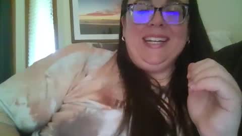 Snapshot of bbwsophiecooks chatting on 06-07-26, 02:10 Sophie BBW online show from 06-07-26, 02:10
