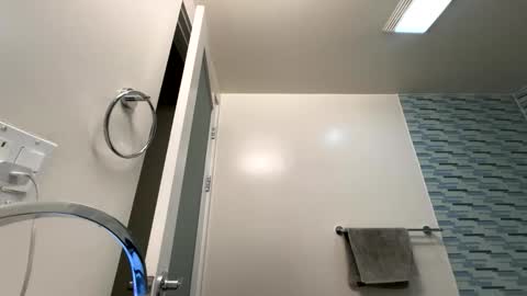 bby_julesss online show from 05-06-26, 06:30