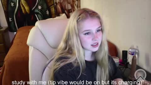 bbyalice18 online show from 08-05-26, 01:19