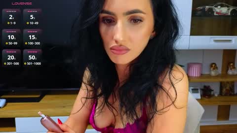 Kristy online show from 12-18-25, 03:51