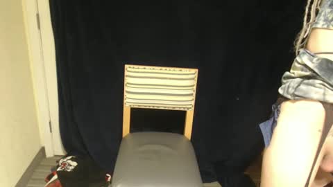 Kittie online show from 12-20-24, 11:32