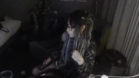 Kittie online show from 12-28-24, 09:31