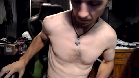 bchillin28 online show from 10-20-25, 04:51