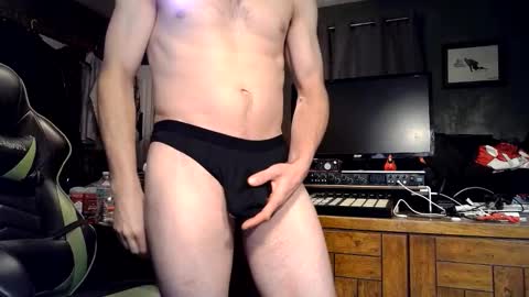 bchillin28 online show from 02-20-26, 06:59