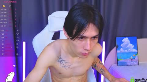 Aiden online show from 12-15-25, 08:24