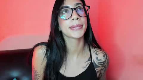 daniela villamizar online show from 01-24-25, 04:49