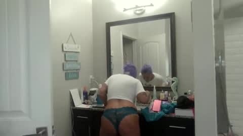 bdon1977 online show from 04-07-26, 10:15