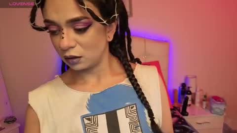 Ela online show from 01-08-26, 07:32