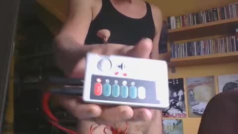 Snapshot of bdsmformistress chatting on 09-17-25, 12:40 bdsmformistress online show from 09-17-25, 12:40