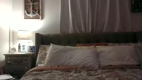 Emma online show from 05-12-26, 06:21