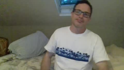 Snapshot of beachbodydaddy chatting on 06-10-26, 12:44 beachbodydaddy online show from 06-10-26, 12:44