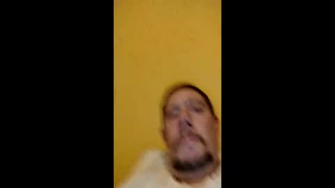 bear424194 online show from 04-01-26, 10:07