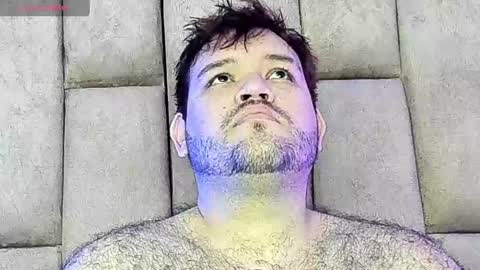 Snapshot of bear_big_ chatting on 05-02-26, 03:44 bigbearr online show from 05-02-26, 03:44