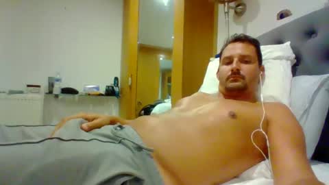 bearboudior online show from 06-17-26, 10:39