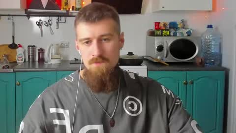 Zeus online show from 12-29-24, 08:37