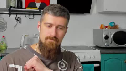 Zeus online show from 09-17-25, 12:01